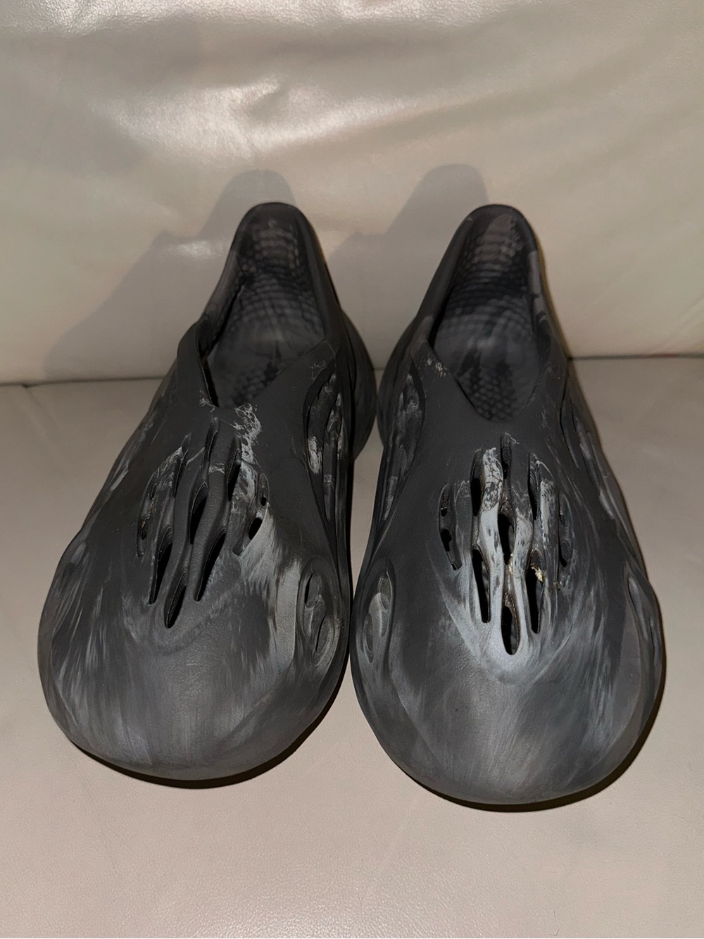 Yeezy foam runners casual footwear. Sole has worn cosmetic issues as pictured. 9